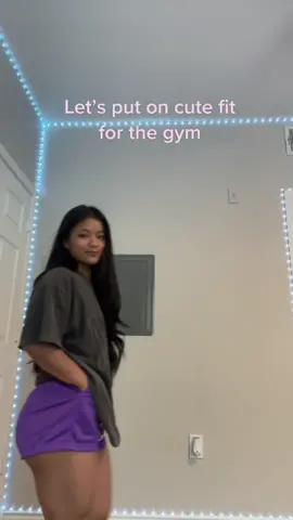 Feeling pink @dfyne.official (dc:ANNALY) 💗