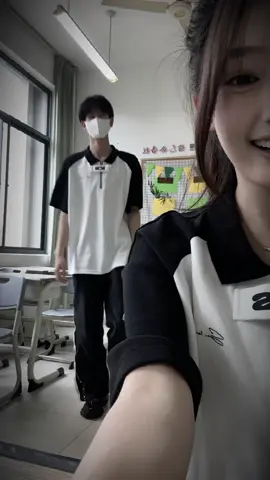 😆🖤🤍 #Douyin #douyin抖音 #douyin_china #douyin_lovers♡ #321douyinlovers #douyinlovers #douyinchinese #cute #girl #boy #crush #mycrush #yourcrush #sweet #socute #sosweet #foryoupage #tiktokpelitfyp #fyp #4u #viral 