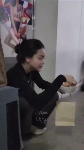 Coi cái tướng ngồi ăn kìa🤣🤣🤣#อิงฟ้าวราหะ #อิงฟ้า #อิงฟ้ามหาชน #engfawaraha #engfa #อิงฟ้ามิสแกรนด์ไทยแลนด์2022 (cre: NatRee)