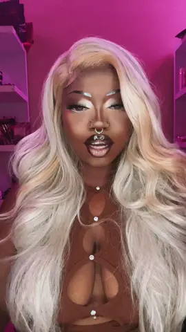 Sly 🦊, Dumb 🐰 #queenkaiser #girl #ghanagirl #ghanatwitter #ghanatiktok #makeup #blm #blacklivesmatter #explore #explorepage #underratedmuas #germany #lgbtq🏳️‍🌈#polysexual #germantiktok #trending #blackgirlmagic #viral #GodisaWoman #transitions #teamsam🔥#sigma 