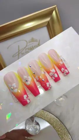 Press Ons Are a game CHANGER #pressonsforsale #pressonnails #pressonnailsbusiness 