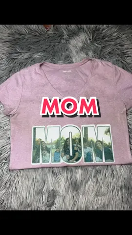 Customized “Mom” Shirt! Mothers day Is coming up🌹❤️🥰 #mothersday #momlife #custom #cricutprojects #sublimation #glitter 