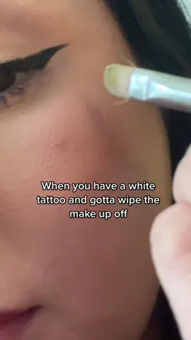 #facetattoo #whitetattoo #whiteinktattoo #whitefacetattoo #startattoo 