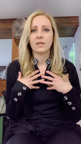 Szóval gyertek nyugiba 😁 a dögös frizurákért 😂#lyolán #freeTimi #nekedbemost #magyartiktok #csakneked 