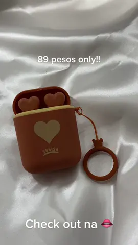 Get this super cute lipstick for only 89 pesos 💄 What a catch! #sunisalipstick #bluetoothheadsetlipstick #sunisa #lipstick #fyp #foryou #jmvlshop 