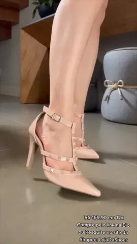 Sapato Scarpin Verniz Rose com Efeites em Piramide na cor do Sapato e Salto em 9cm Compre pelo link da Shopee:  https://shope.ee/99sqrgQ1ib Ou chame no Privado que enviamos o Link para você! Loja cheia de novidades!  👟👠👡👢🥿🩰 #scarpinvernizrose #saltocom9cm #sapatosfemininos #sofisticacaoeconforto #modernoeestiloso 