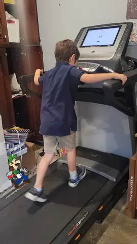 Milo is seriously dedicated to this color run. 🎉 Help him help his school get new 