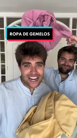 Probando ropa nueva! 😅👨‍👩‍👦‍👦 . Es la primera vez que hacemos un video de este estilo, pero ya que siempre vestimos iguales y miramos tanto lo que nos ponemos en nuestros viajes, pues queriamos enseñaroslo!  . Por cierto, no hemos dicho nada pero todo lo hemos comprado en Pull and Bear