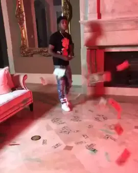 5 years of YoungBoy Never Broke Again’s ‘Until Death Call My Name’ got me like 💸💸💸 (@nba_youngbey) #outsidetoday #youngboynba #youngboyneverbrokeagain 