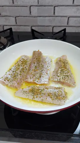 Filé de merluza na manteiga  #dicas #almoço #receitas #praticidade #donadecasa 