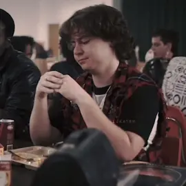 ❝ [ #greatwise ] ¡! ❞ ; #lukatbh — gareth & will fake dating to get mikes attention, but then falling in love <3 side note - before you all comment hate - gareth is 16 and will is 15. its not illegal, and also you can ship byler or think its better or whatever you please but leave it out of my comment section, because theres no reason to comment hate over fictional ships ! ; #willbyers #garethemerson #strangerthings #greatwisestrangerthings 