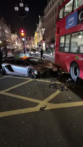 😢.          #london #lamborghini #bus #carcrashes #supercar #car #carros #news #fy #uk #lambo #foryou 
