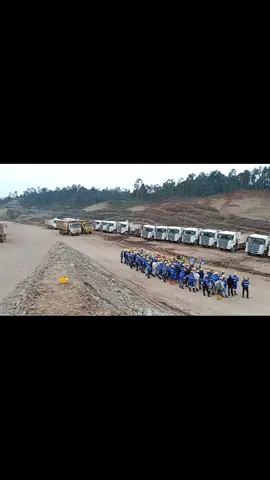 #Ding_Chang_Grup  #PT_BBK_SITE_MIROWALI  #job_jalur_kilometer_3 #StoryPejuangRupiah 