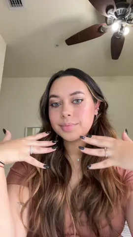 Que tal les parecio el look? 💕 la pasé super! 🥹💖 #redso #grwm #grwmroutine #foryouu 