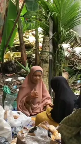 dia lagi apa? #gosip #gibah #kocak #emak2hits 