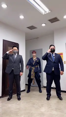 든든한 경호팀 형들과 시즌 3 😆 #DK with #경호팀 #SEVENTEEN #세븐틴 #손오공 #Super #SVT_Super #손오공챌린지