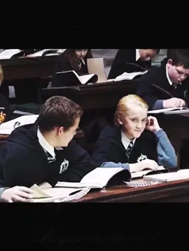 Tom Felton behind the scenes 🥰 All rights reserved: Warner Bros. Entertainment. Inc✨ #harrypottertiktok🧹📜🦉 #hpeditor #dracomalfoy #draco #malfoy #harrypotterbehindthescenes #behindthescenes #harrypottertiktok #tomfelton #tomfeltonbehindthescence 