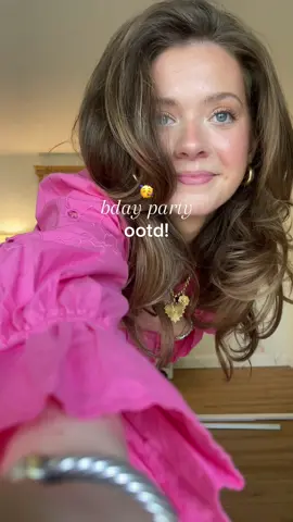 Birthday party ootd!!! Free people top, zara jeans, and old ann taylor shoes 🥳@hart_studio @freepeople @anntaylor @kendrascott #freepeoplestyle #freepeople #widelegjeans #casualoutfits #casualcuteoutfit #OOTD #outfitideas 