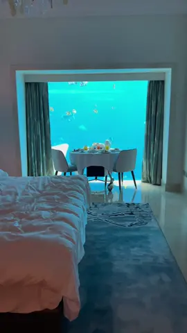 The most luxurious hotel room💦 #dubai 