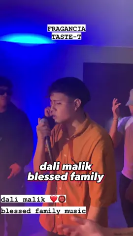 una chiqui de FRAGANCIA en vivo #blessed #musica #envivo #peru #marcaperu #artista #nuevo #sharoline #sharolinemafia #cercadodelima 