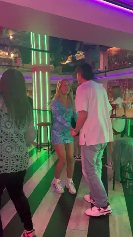 In our wholesome era 🫶🏼 #loveactuallyisallaround #tonightjosephine #Love #loveiseverywhere #candid 