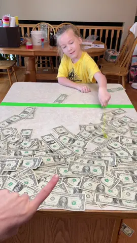 Slap the Cash! 💰 #fyp #games #familygamenight 