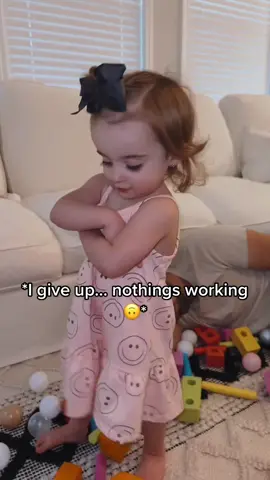 The end😂😂#babiesoftiktok#baby#babies#babyfever#toddlersoftiktok#toddler#dadtok#toddlers#dadsoftiktok#momtok#MomsofTikTok#trend#trending#parenthood#parents#parenting#reaction#reactions#fyp#fatherdaughter#girldad#daddysgirl#daddaughter 