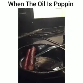 That oil be poppig fr tho #dankmemes #fyp #lightgotfans #cooking 