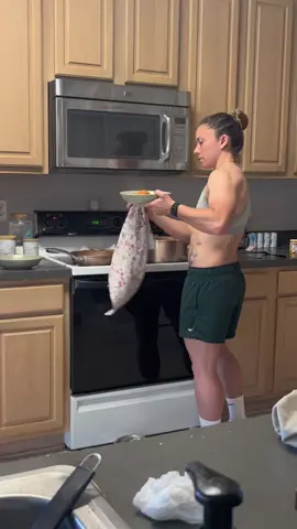 Like I said…living the dream 🫠🥵 @katietheroofer #eggplantparm #fromscratch #wlw #lesbiansoftiktok #lgbt #lesbians #tiktokcouple #queertok #gay #sunday #sundayreset #crossfit #girlswithmuscle #musclemommy #mine 