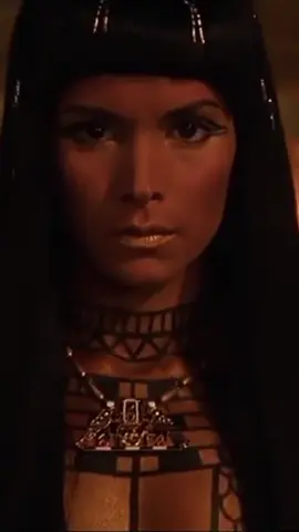 Patricia Velasquez as Anck-su-namun ✨ #ancksunamun #themummy #themummy1999 #brendanfraser #rachelweisz #egypt #egyptian #egyptlover #egyptmakeup #makeup #ancientegypt