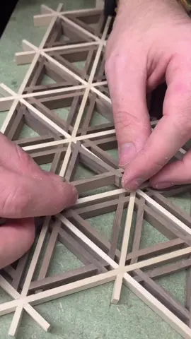 胡麻 Goma, sesame seed pattern. #Kigoroshi #kumiko #組子細工 #組子 #arttok #woodworking #woodwork #japanese 