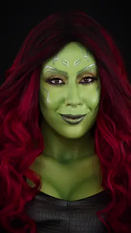 “Mas quem sou eu pra julgar?” Eu já julgando 🤣 Vocês estão ansiosos pra descobrir como a Gamora volta? Porque eu já estou com a roupa de ir, aproveite que dia 04 de Maio nos cinemas de todo Brasil estreia Guardiões da Galáxia vol. 3 ❤️  #GuardioesDaGalaxiaVol3 *Publicidade