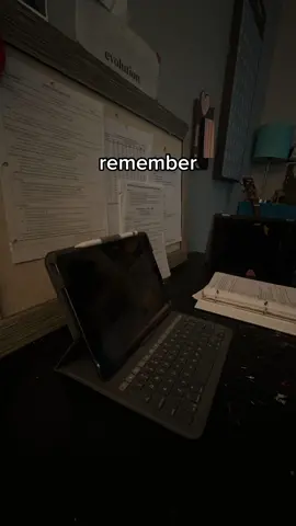 i have to study hard now so that i can get into a good university and get a good job and be so successful  #fyp #study #studytok #viral #motivation #foryou #passingexams #overachiever #rorygilmore #toxicstudymotivation #futureme #school #university 