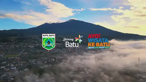 Ayo dukung Video Seni Budaya Daerah Khas Kota Batu sebagai Video Promosi Pariwisata terbaik pada ajang APPI 2023 (Anugerah Pemasaran Pariwisata Indonesia). Caranya cukup View, Subscribe, Like dan Comment Video terbaru Video Seni Budaya Kota Batu di YouTube Channel Dinas Pariwisata Kota Batu ( https://youtu.be/ETMJoo1lR0o ) atau bisa langsung klik link di bio Instagram @disparta_batu Mari kita dukung gerakan Bangga Berwisata Di Indonesia, dengan berlibur dan #berwisatadiindonesiaaja . AYO WISATA KE KOTA BATU #BersihAmanSehatLestari #EverydayIsHoliday . @wonderfulindonesia @pesona.indonesia @pesonaindonesiaofficial @pesona.nusantara_id @kemenparekraf.ri @sandiuno @ariesagungpaewai @ariefkwb @disbudparjatimprov @pemkotbatu_official @gekrafsbatu @fordewi.batu @ticbatukota @batutourismmall . #wonderfulindonesia #pesonaindonesia #banggaberwisatadiindonesia #appi2023 #senibudaya #mei #ShiningBatu #dekleineswitzerland #disparta_batu #KotaBatu #KotaWisataBatu #kwb 
