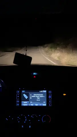 Viajando de noche ❣️#viaje#ancash#sihuas#jhosseph#hilux.  