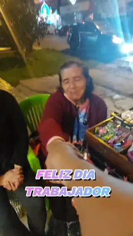 UN ABRAZO SINCERO A TODOS MIS TRABAJADORES  QUE SE SACRIFICAN POR LOS QUE AMAN A LOS QUE ESTÁN EN EL EXTRANJERO  