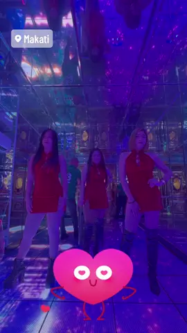 #yolobabes #babes #dancers #ledgedancers #hotgilrtiktok #tiktokfriends 