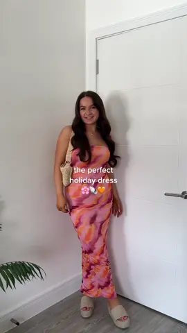 the dress of dreams 💕 i cannot believe how much i love this dress, it was a little bargain from @prettylittlething !! can't wait to wear this beaut in majorca in the summer 🥺🫶🏽 #prettylittlething #summeroutfits #holidayoutfits #fashiontrends2023 #fashionblog 