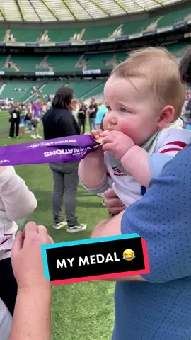 When a baby tries to eat your medal 😂 #englandrugby #rugby 