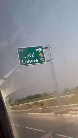 #goingtolahorepakistan #🙃 #road #drive #lahore #views #fyp #fypシ #grow #song #tiktok #viral #shorts #trending #foryoupage #foryou 