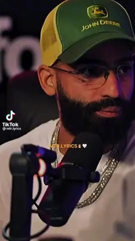 Gente falsa e hipócritas ,,, que ridiculas las personas que te mienten y sabes la verdad … que falsa esa gente que los ves sonriendo con las personas que critica … que falsas esas personas que llaman hermano al que antes pensaba que era basura … que falsa esa gente de doble careta que va diciendo que es buena de corazon y luego tiene el corazon podrido … por que solo sabe hablar mal de las personas que no están en ese momento … valgo mas por lo que callo que por lo que hablo … asi que cuidado conmigo … no piso a nadie pero tampoco me dejo pisar 🤫🤫🤫🤫🤐🤐🤐🤐 en boca cerrada no entran moscas … cuida a las personas y no las critiques 🤪🤪 #reflexion #reflexiones #fyp #parati #paratii #indirectas #lentejas #videoviral #viral #music #amor #tuyyo #juntosimparables #fals #falsedad #hipocresia #falsasamistades @Arcangel  la gente hipócrita te quiere en su vida siempre que les sirvas cuando no les sirves , te critican por la espalda … un dia dije que quien me critica a la cara es mi enemigo pero quien lo hace a las espaldas …. Es mi fans 😘😘😘
