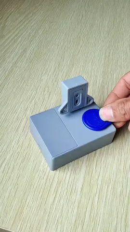 No one can open the cabient easily now😏#goodstuff #goodthings #homehacks #householditems #coolgadgets #useful #LearnOnTikTok #tiktokmademebuyit #fyp #foryou 