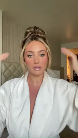 grwm for my first indian reception!! 💃🪩 #indianreception #mexicowedding #grwm #mexicomakeup 