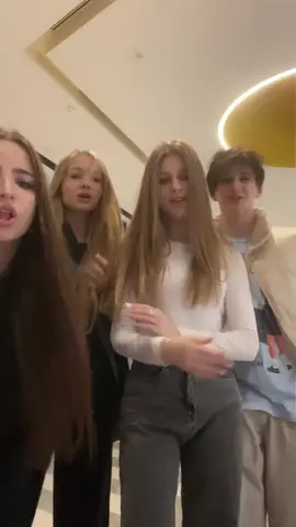 в ананас @💓ɯᴨуᴧьᴋᴀ💓 @ориг. @𝗰𝗿𝗲𝗲𝗱😏🔞 хах 💕#fyp #тренд #xyzbca #компания #лера #лераюникорн #симка #рек #реки #рекомендации 