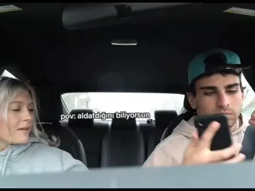 aldatıldığıni biliyorsundur ama bile bile konuşuyorsundur.. . #BENİSEVENMİVARMIŞAMK #inşallahkesfetolurum🧕🤲 #CapCut 