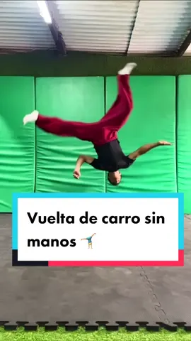 Respuesta a @zuriuxxs saludos bro👍#artesmarciales #parati #juancarlosshaolin #flexibility #saltosmortales #acrobacias #lima 