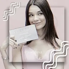 we'll never go out of style...🎶💘 . . adm:Kamis 💘 /  music: style (Taylor Swift) . | @Giulia Benite  💐 marquem mt a giu 💞 • tags:#TikTokPromote  #giuliabenite #giuliabeniteedit #fy #fypシ ignora o bug KAKAK