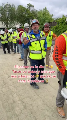 El patron si cumplio 👷🏽‍♂️🌮🫡 #construction #tacos #workers #union #fyp 