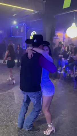 feliz inició de la semana 🤍 …               #fyp #parati #trending #bailes #colorado #eslabonarmado #grupofrontera #quedateconmigo #Cumbia #satevo #greeley #greeleycolorado #slowmo #uff #mexico #zacatecas #norteñas #huapangos #banda #vaquero #travel #shein #sheinhaul #sheinoutfits #cumbianorteña #cumbiasatevo #baile #gto 