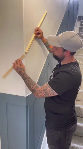 How To Up Turn Angel Up The Stairs panelling #panelling #DIY #fyp #foryou #doityourself #how #howto #carpenter #carpentry 